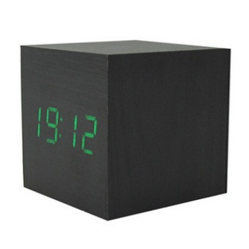 LED Square Wood Electronic Clock, Colors Changing Digital Clock